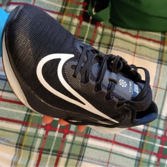 Nike Zoomx Fly 5 size 8.5 Mens Carbon Plate Running Shoes - Picture 3 of 5